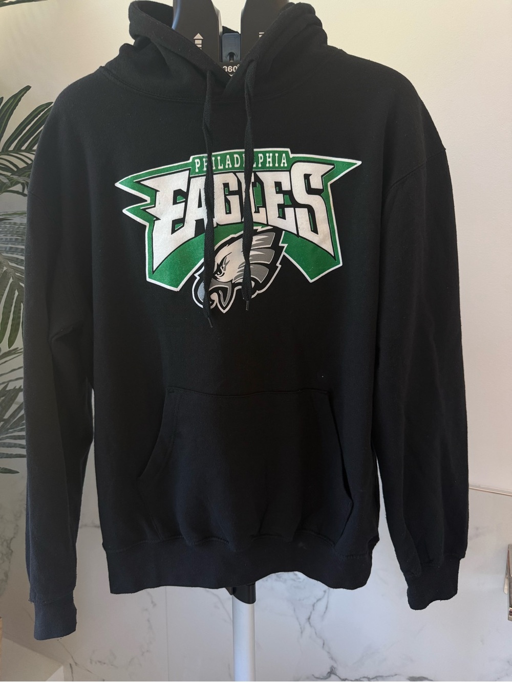 Philadelphia Eagles Jalen Hurts #1 Black Hoodie Sweatshirt Medium Custom Retro